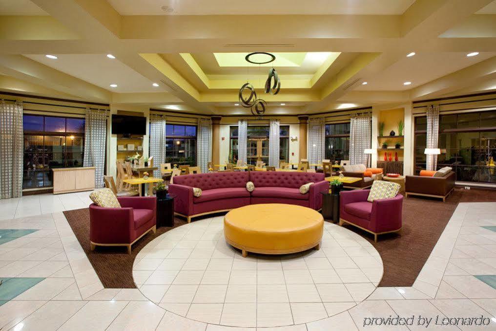 La Quinta By Wyndham Alexandria Airport Hotel Ngoại thất bức ảnh